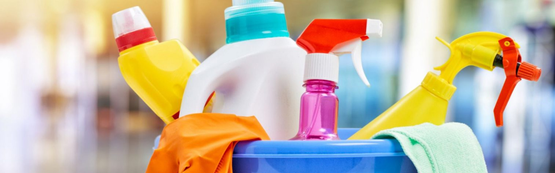 Productos químicos para limpieza profunda: lo que debes saber antes de usarlos